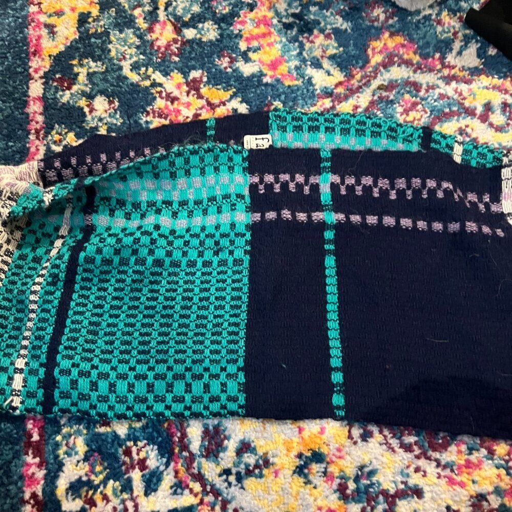 Faire Collection infinity scarf - Picture 4 of 6